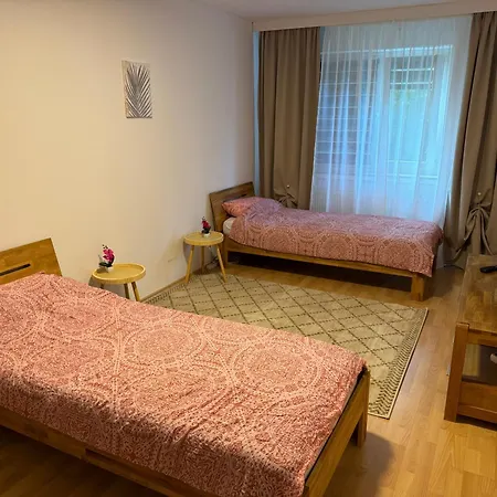 Privat And In Laatzen * Hannover