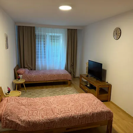Privat And In Laatzen Apartment Hannover