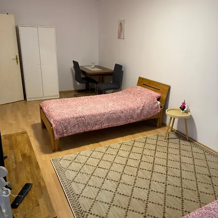 Appartamento Privat And In Laatzen